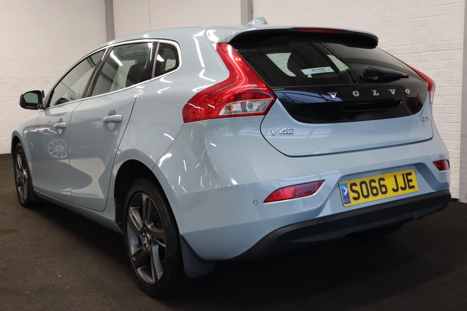 Used Volvo V40 2016 for sale - 77386293: Photo 4