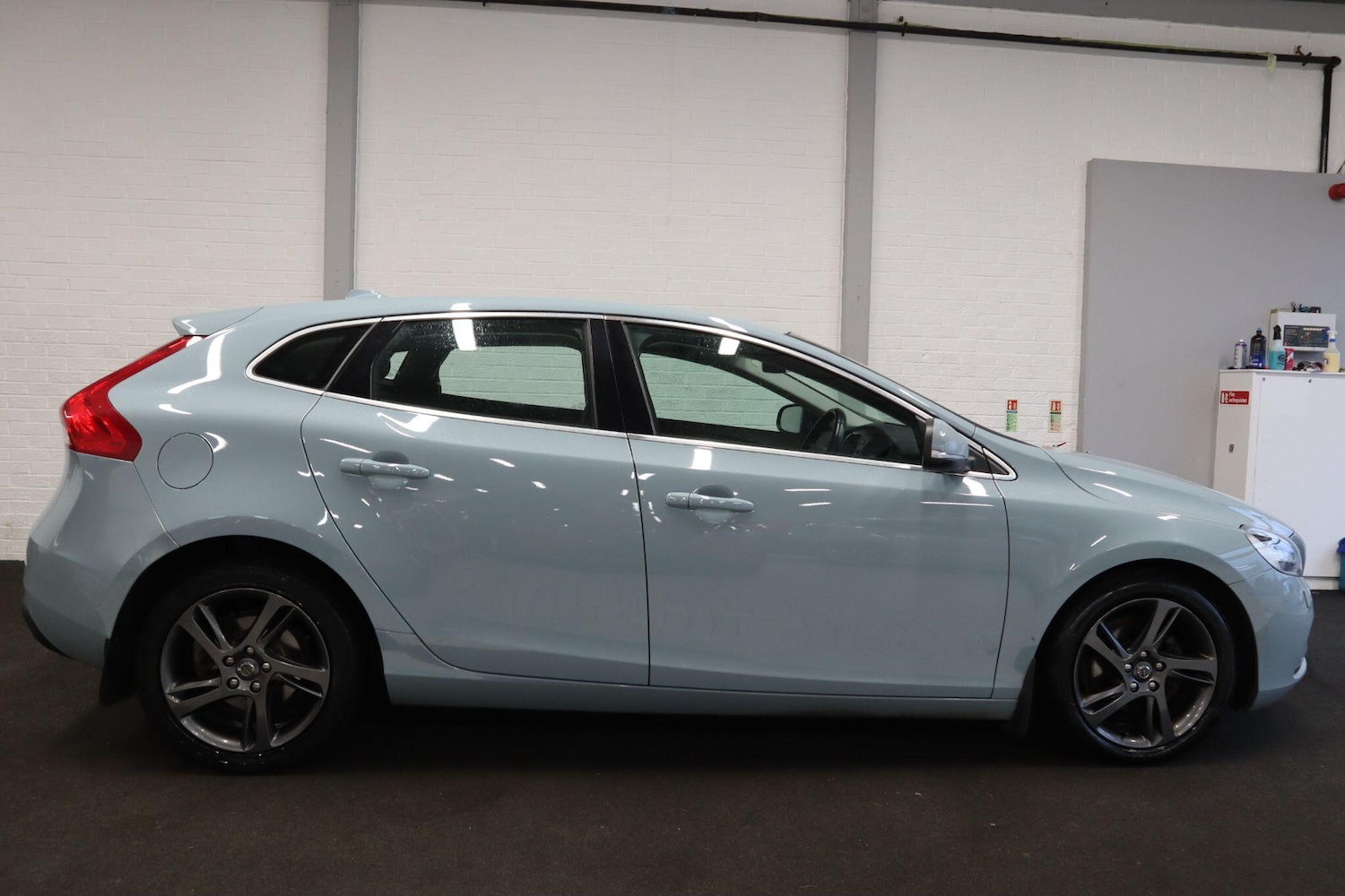 Used Volvo V40 2016 for sale - 77386293: Photo 8