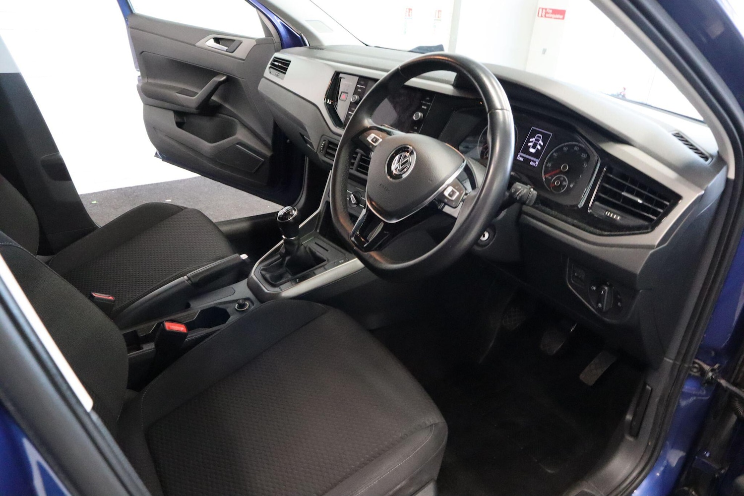 Used Volkswagen Polo 2018 for sale - 77994223: Photo 11