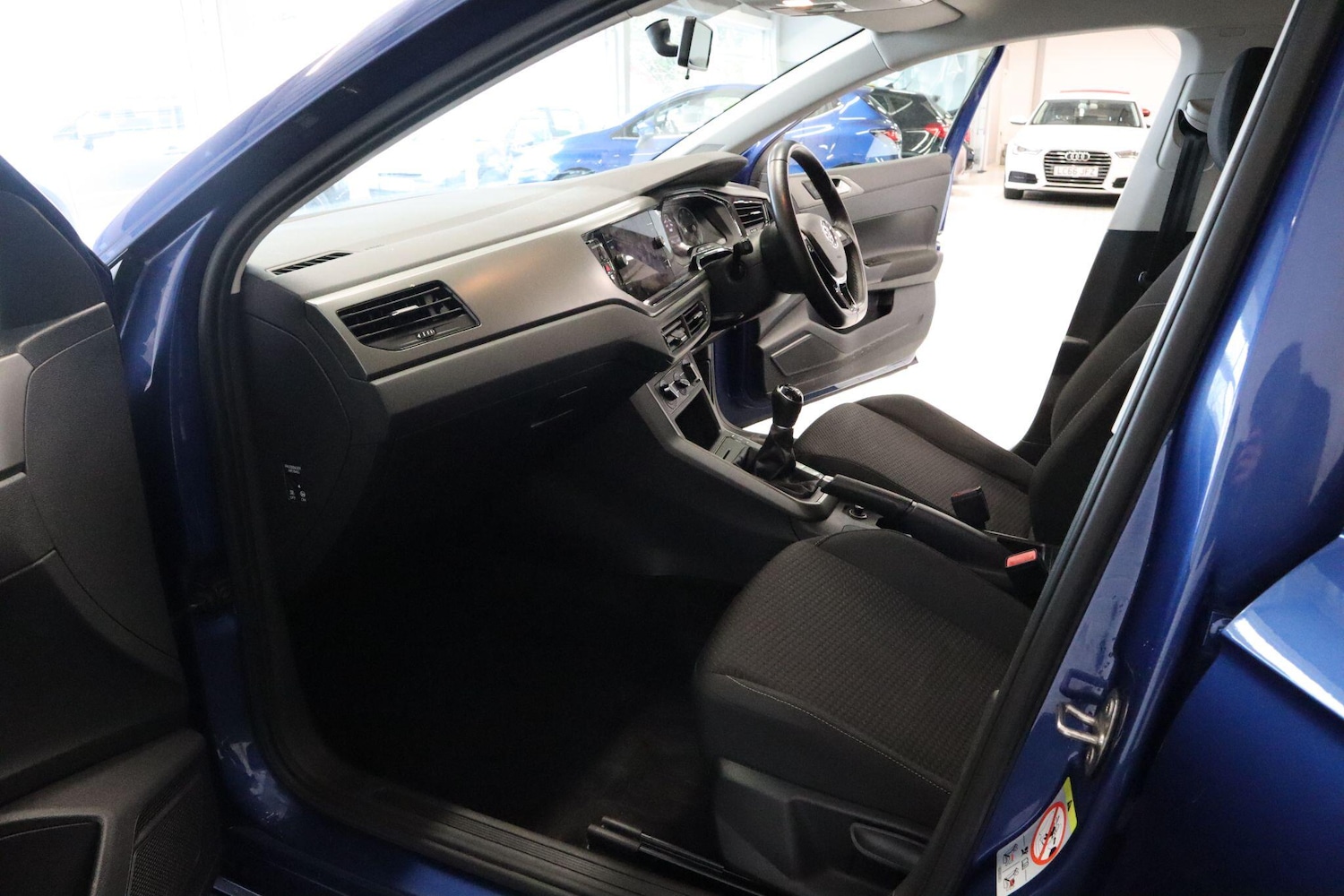 Used Volkswagen Polo 2018 for sale - 77994223: Photo 17