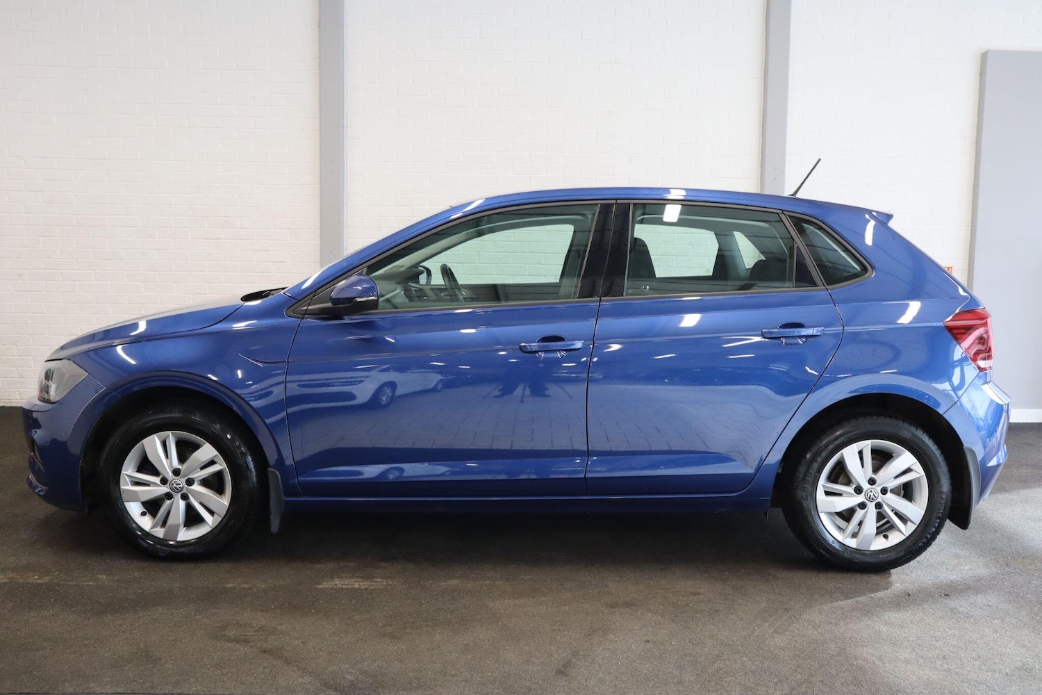 Used Volkswagen Polo 2018 for sale - 77994223: Photo 3