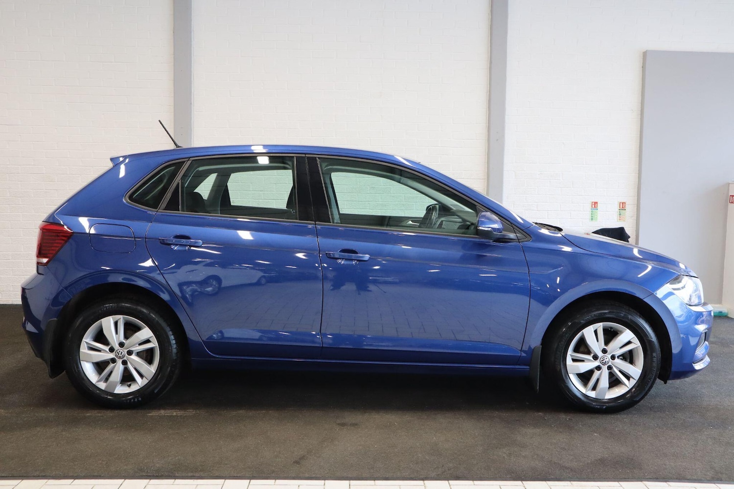 Used Volkswagen Polo 2018 for sale - 77994223: Photo 8