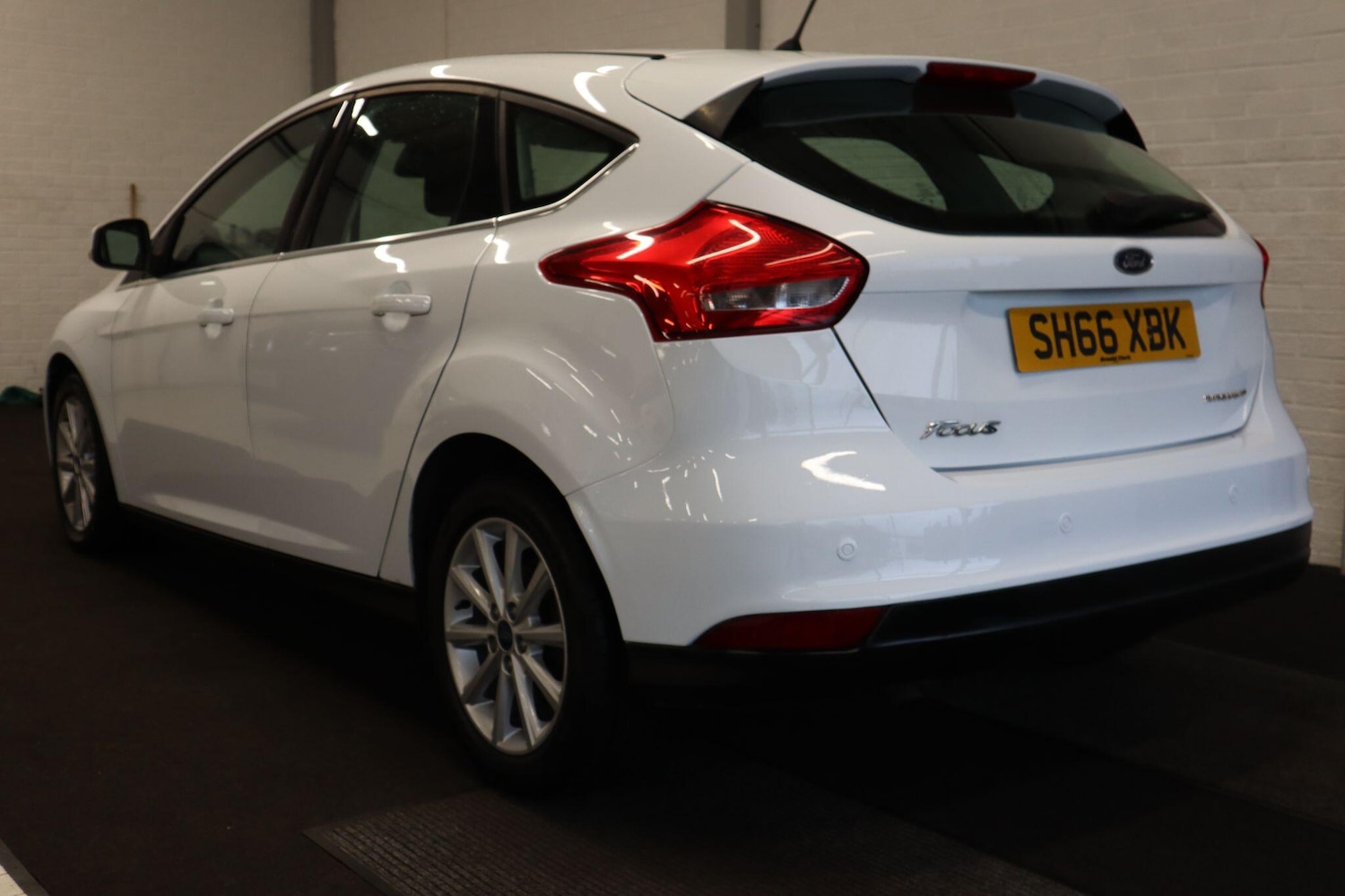 Used Ford Focus 2016 for sale - 77344019: Photo 4