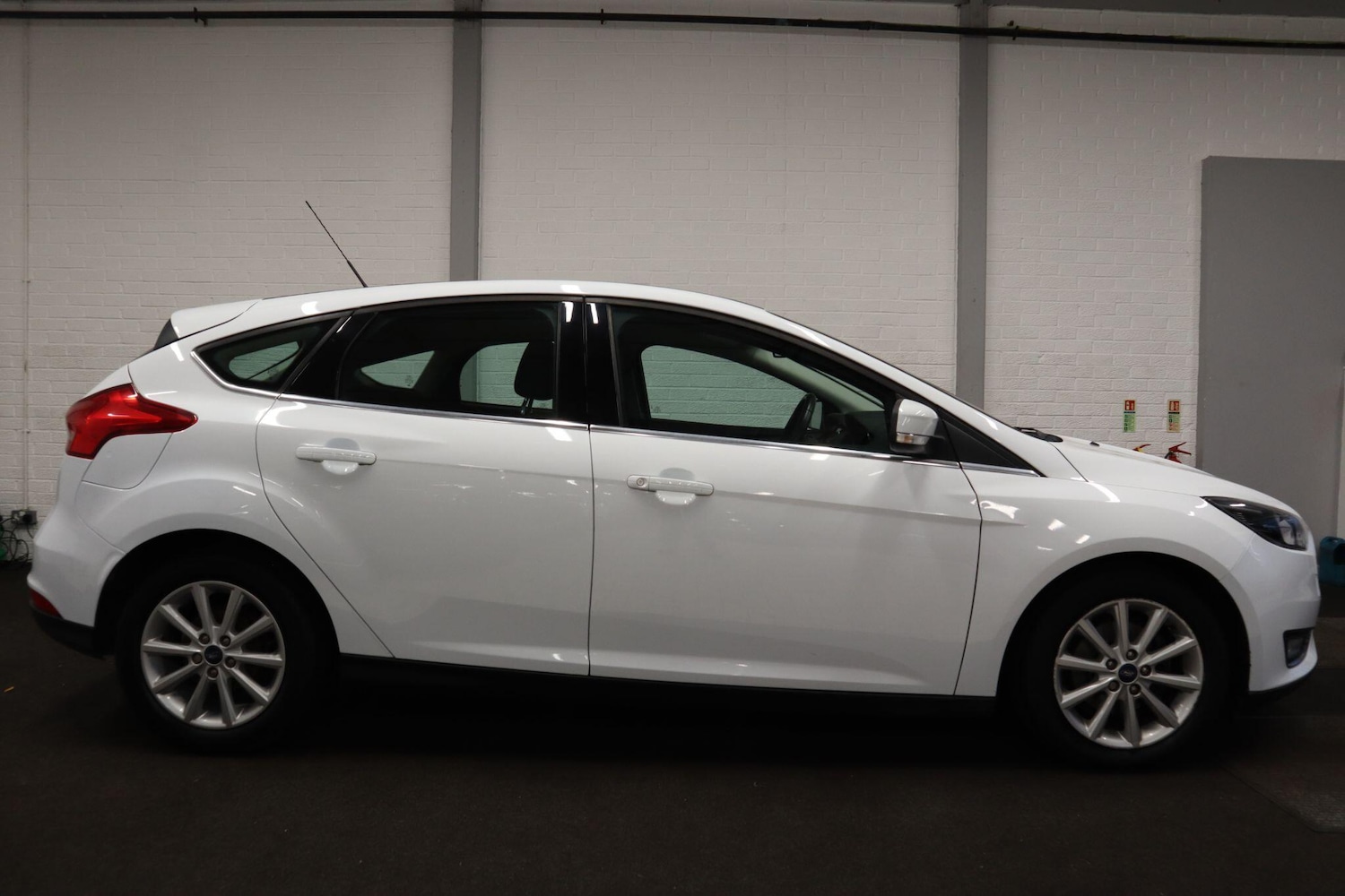 Used Ford Focus 2016 for sale - 77344019: Photo 8