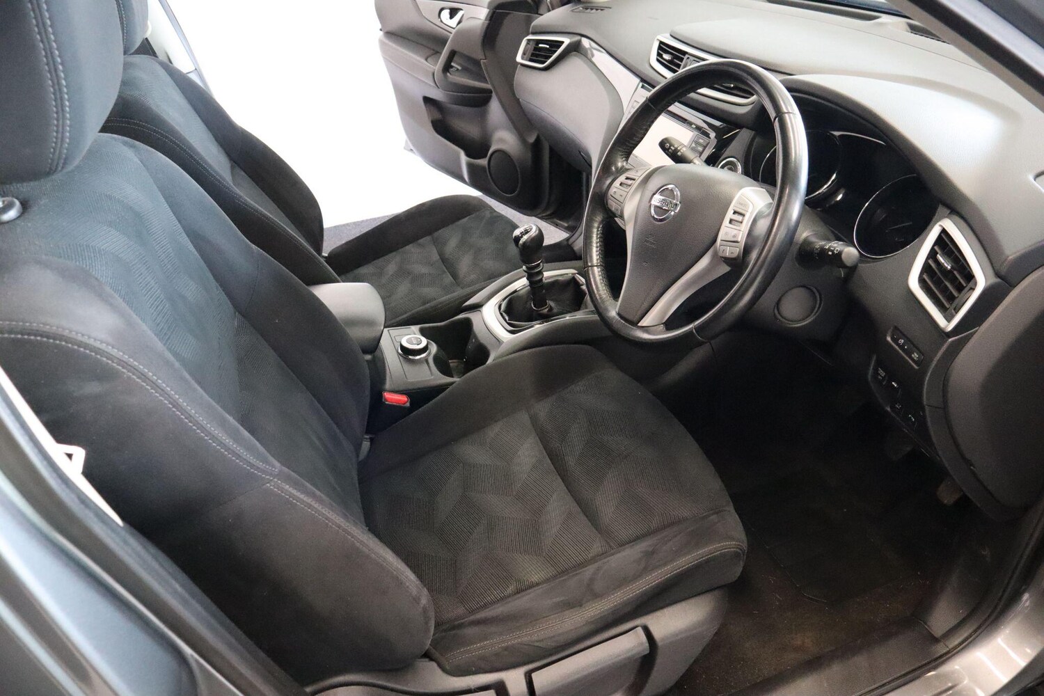 Used Nissan X-Trail for sale - 78116141: Photo 11