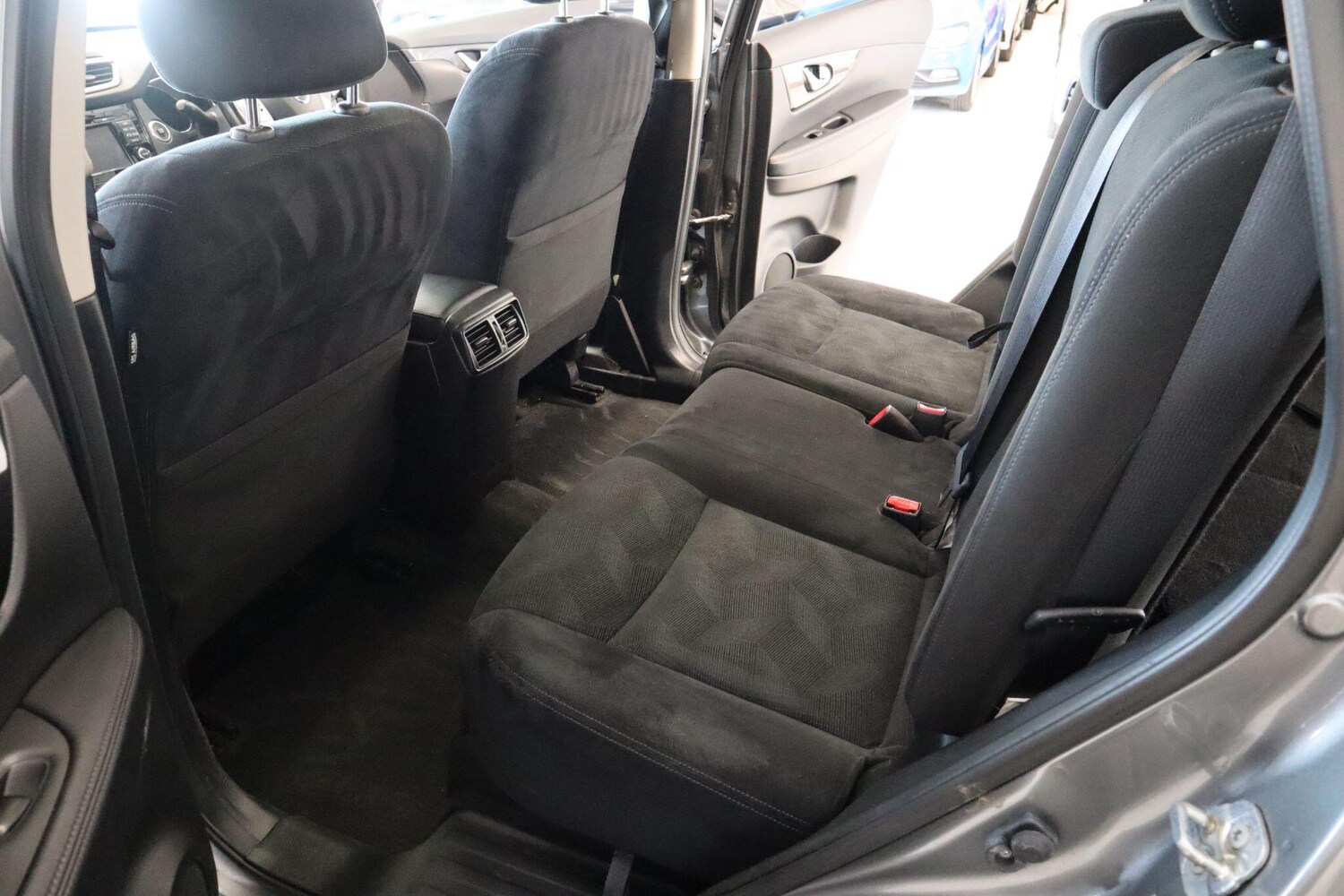 Used Nissan X-Trail for sale - 78116141: Photo 17