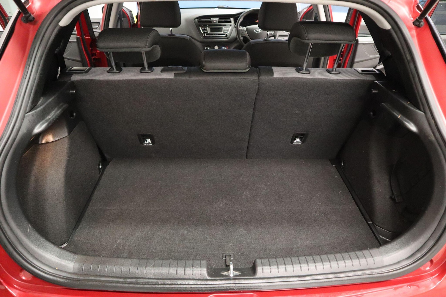 Used Hyundai i20 2018 for sale - 76964363: Photo 16