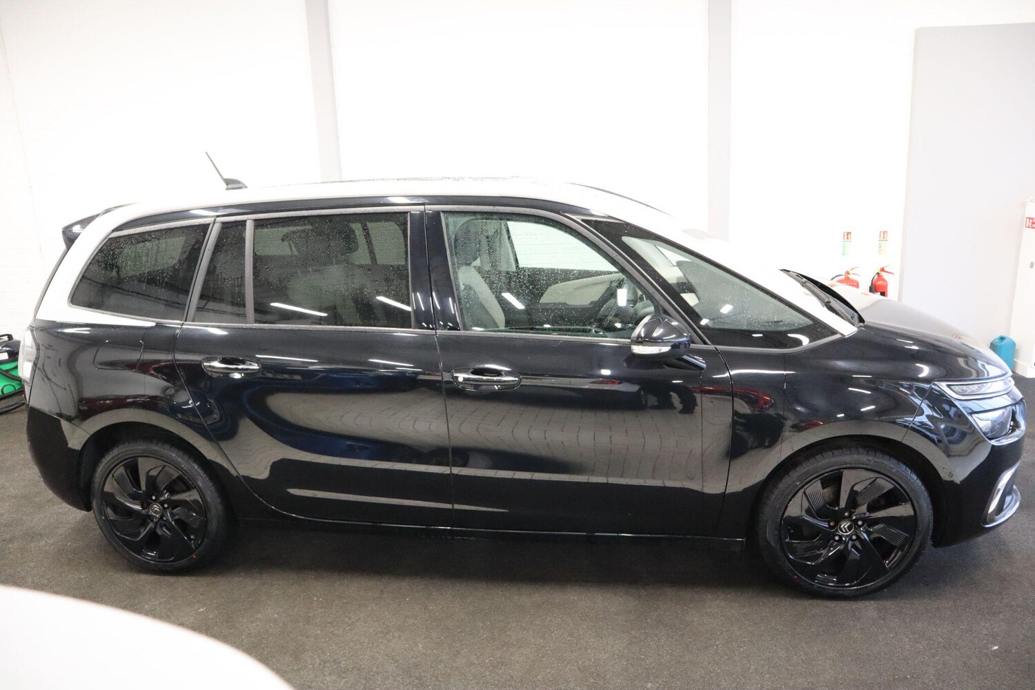 Used Citroen C4 Grand Picasso 2017 for sale - 76371340: Photo 8