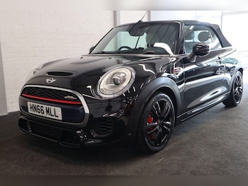 Used MINI Convertible 2016 for sale - 75687639: Photo