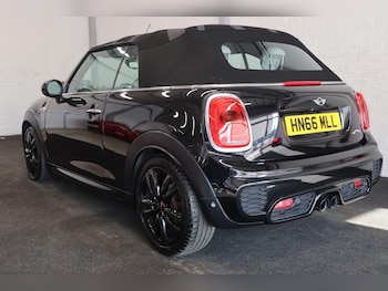 Used MINI Convertible 2016 for sale - 75687639: Photo