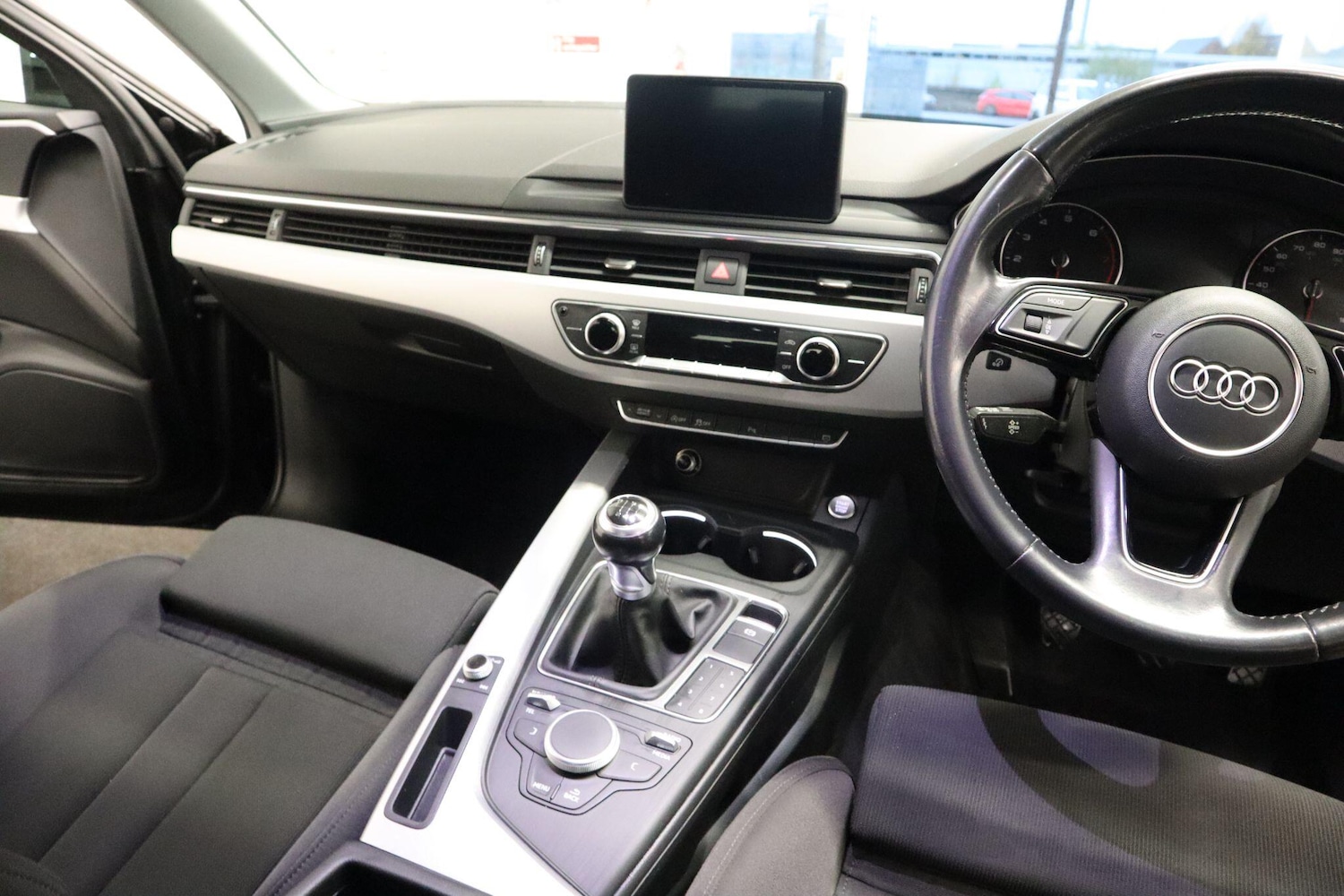 Used Audi A4 2016 for sale - 76573371: Photo 11