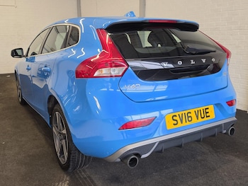 Used Volvo V40 2016 for sale - 78752847: Photo