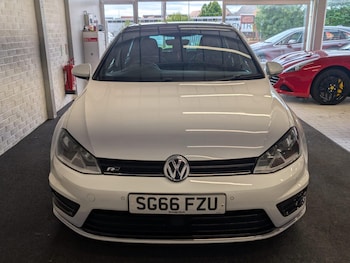 Used Volkswagen Golf 2016 for sale - 79532405: Photo