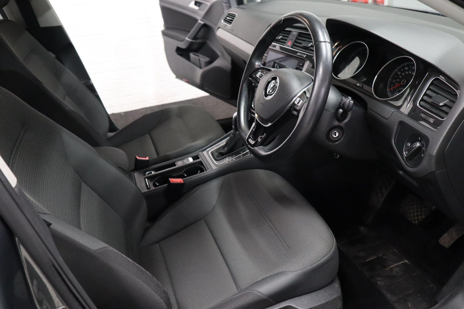 Used Volkswagen Golf for sale - 76728512: Photo 11