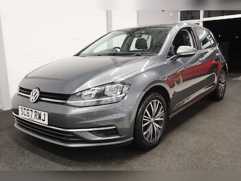 Used Volkswagen Golf 2018 for sale - 76728512: Photo