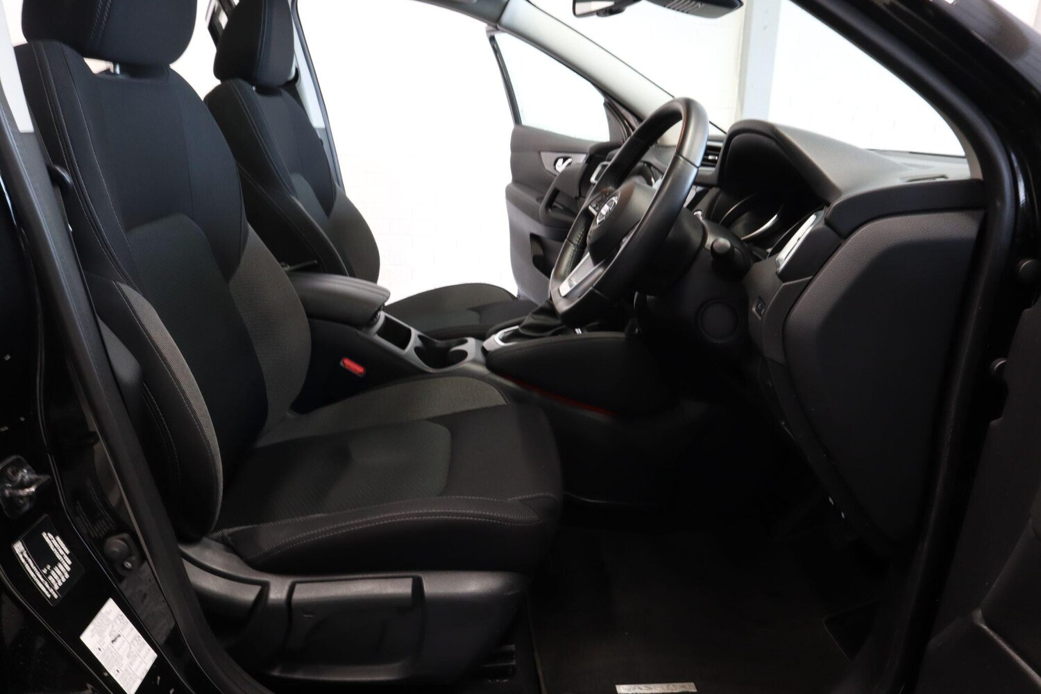 Used Nissan Qashqai for sale - 77611447: Photo 12