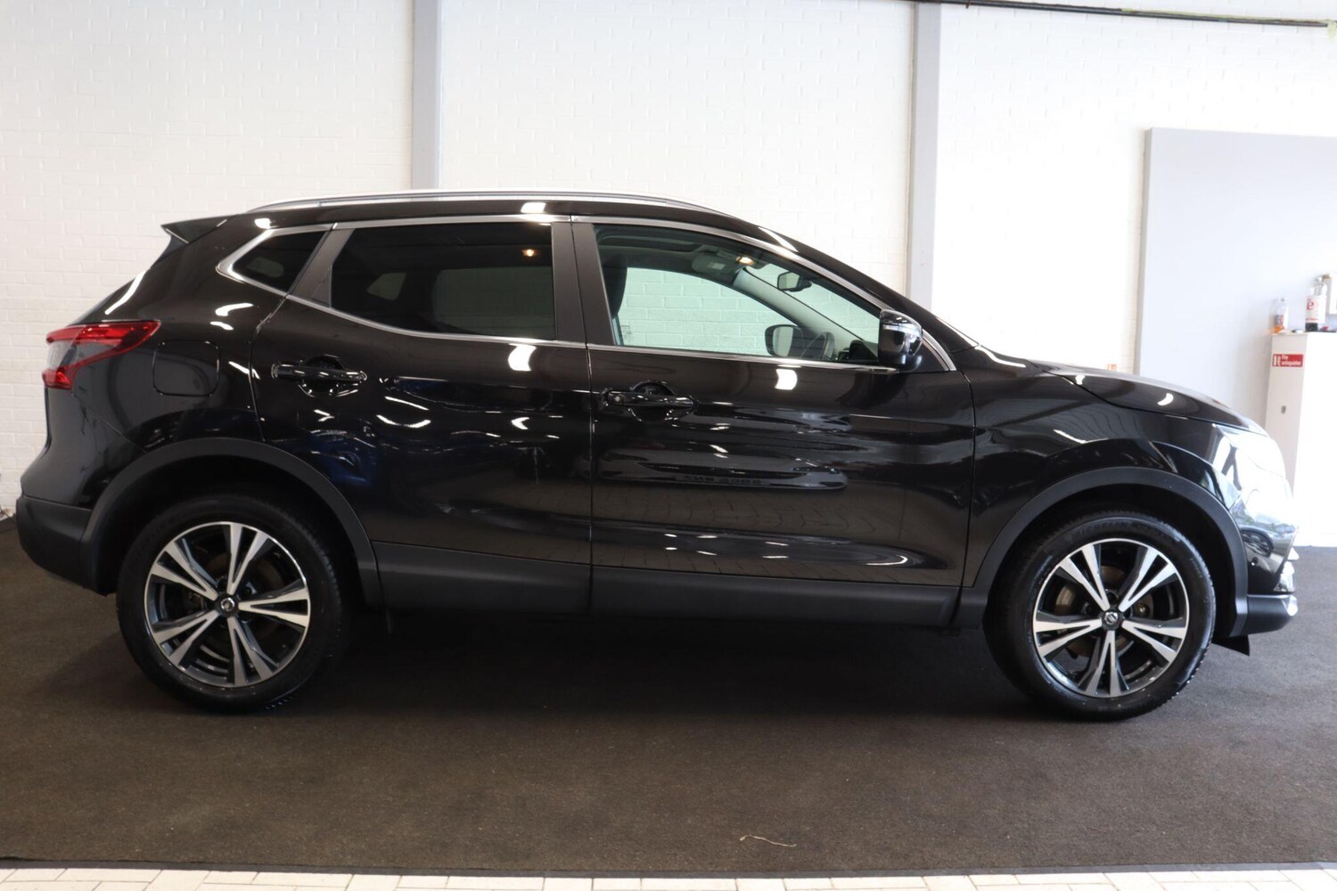 Used Nissan Qashqai for sale - 77611447: Photo 8