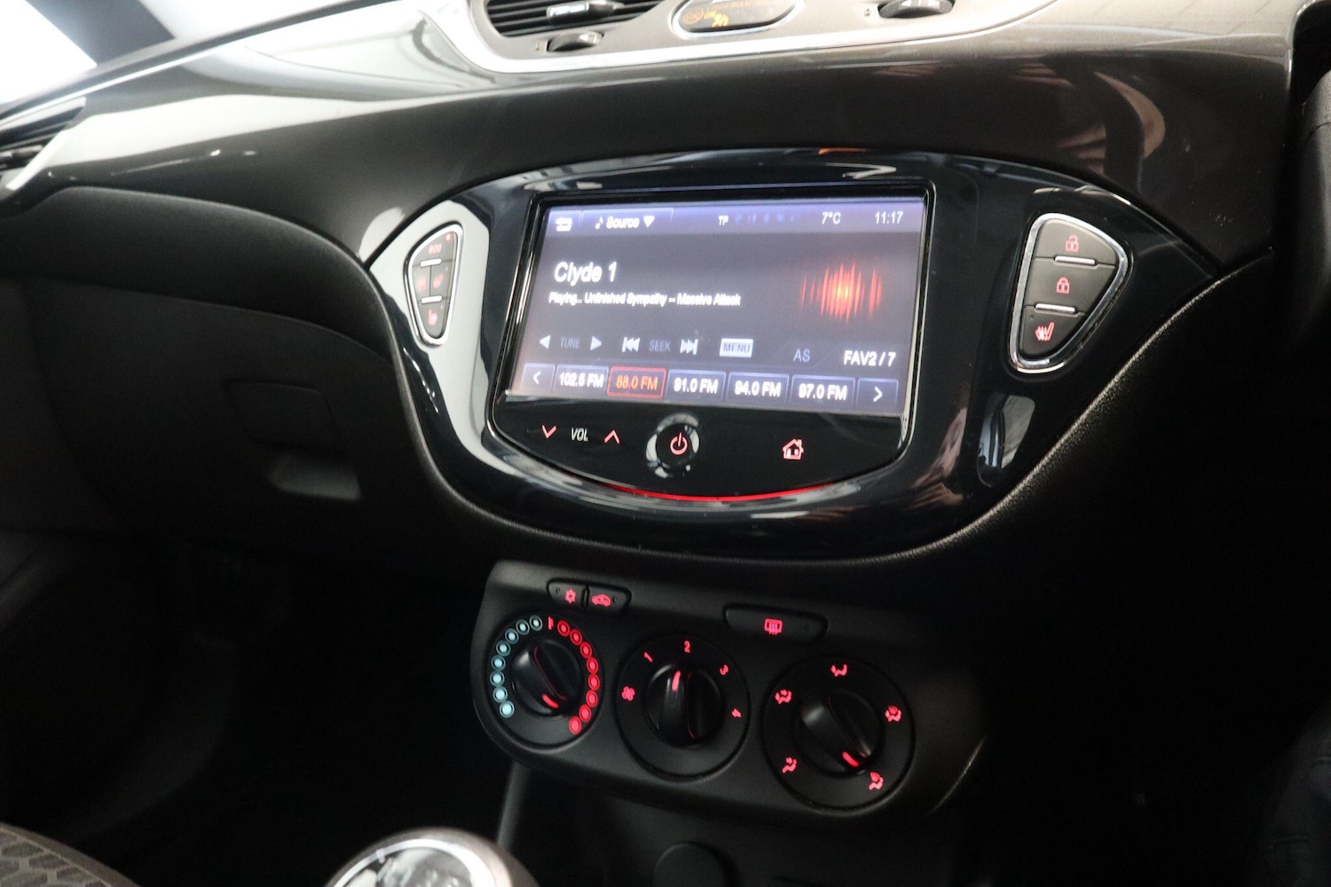 Used Vauxhall Corsa for sale - 77613040: Photo 12