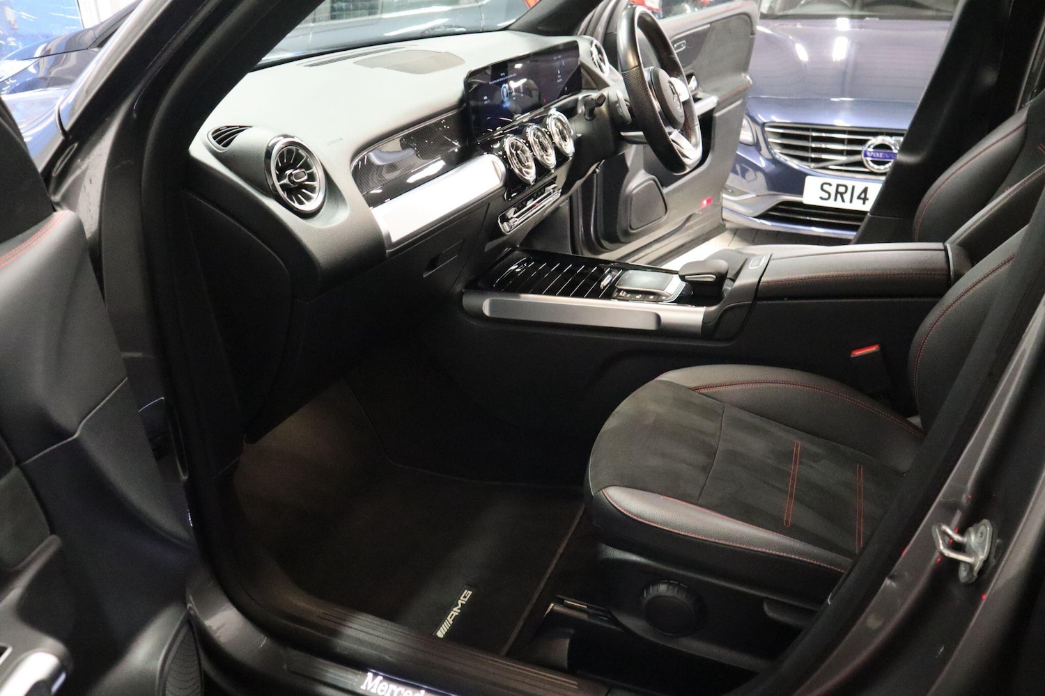 Used Mercedes-Benz GLB 2022 for sale - 77155497: Photo 17