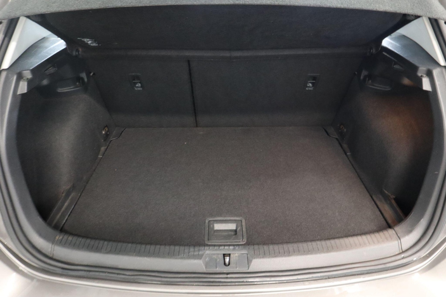 Used Volkswagen Golf 2013 for sale - 78085878: Photo 16