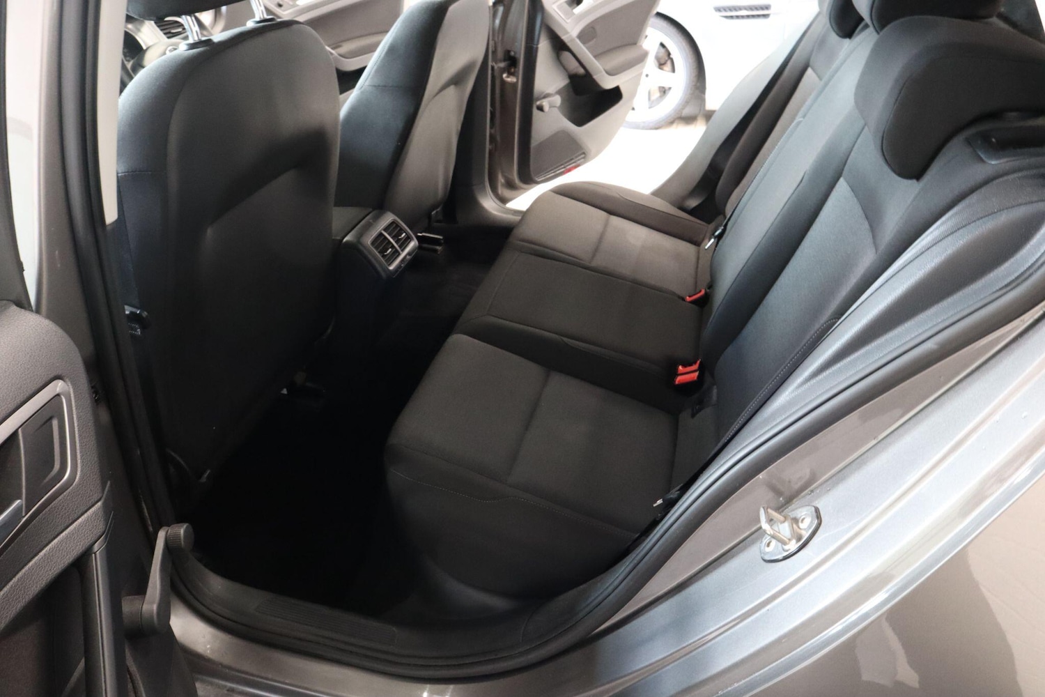 Used Volkswagen Golf 2013 for sale - 78085878: Photo 17