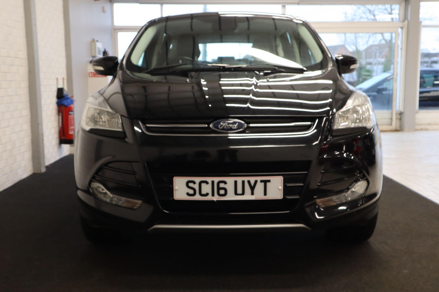 Used Ford Kuga 2016 for sale - 77386763: Photo 2