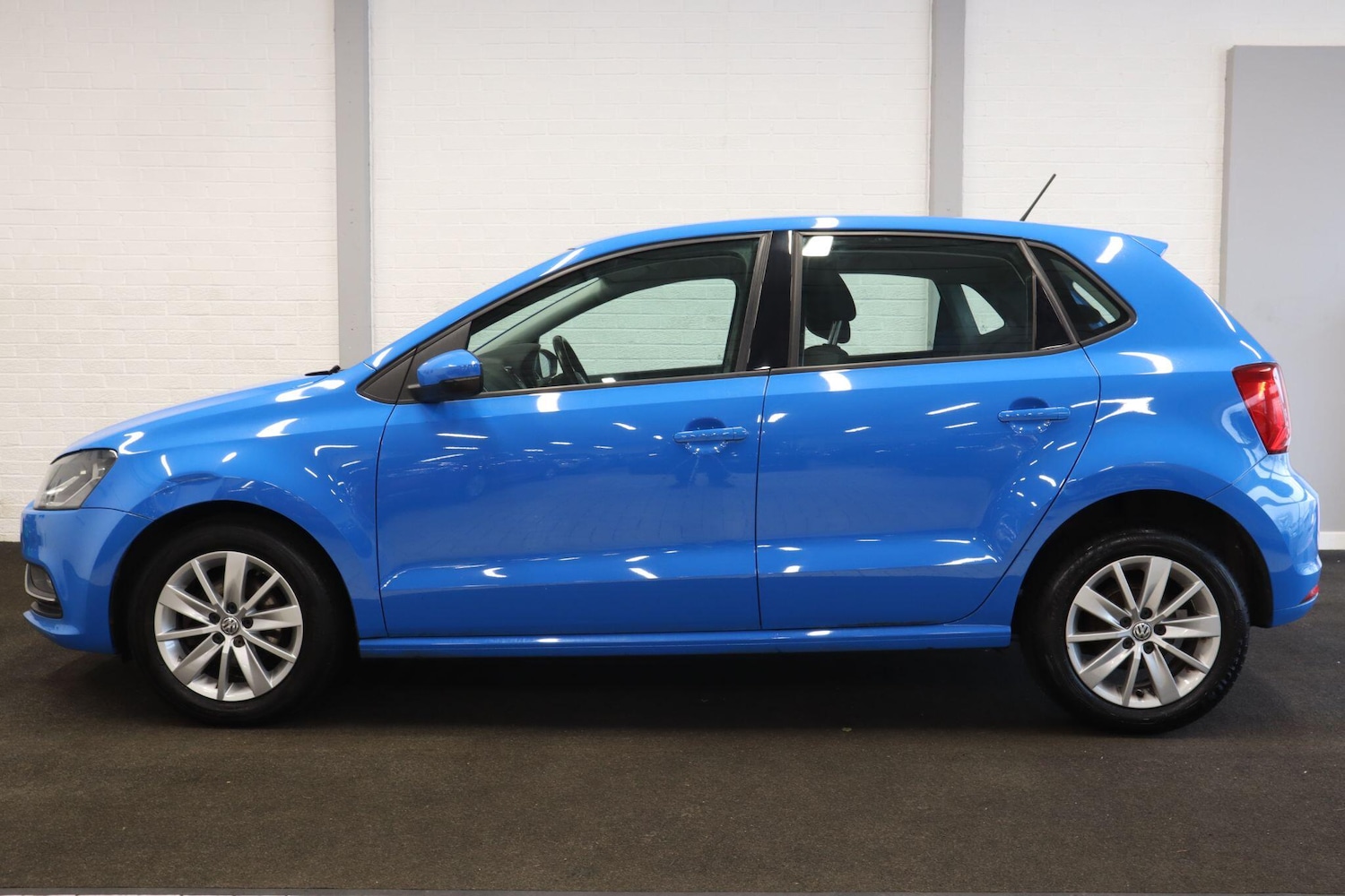 Used Volkswagen Polo for sale - 77753805: Photo 3