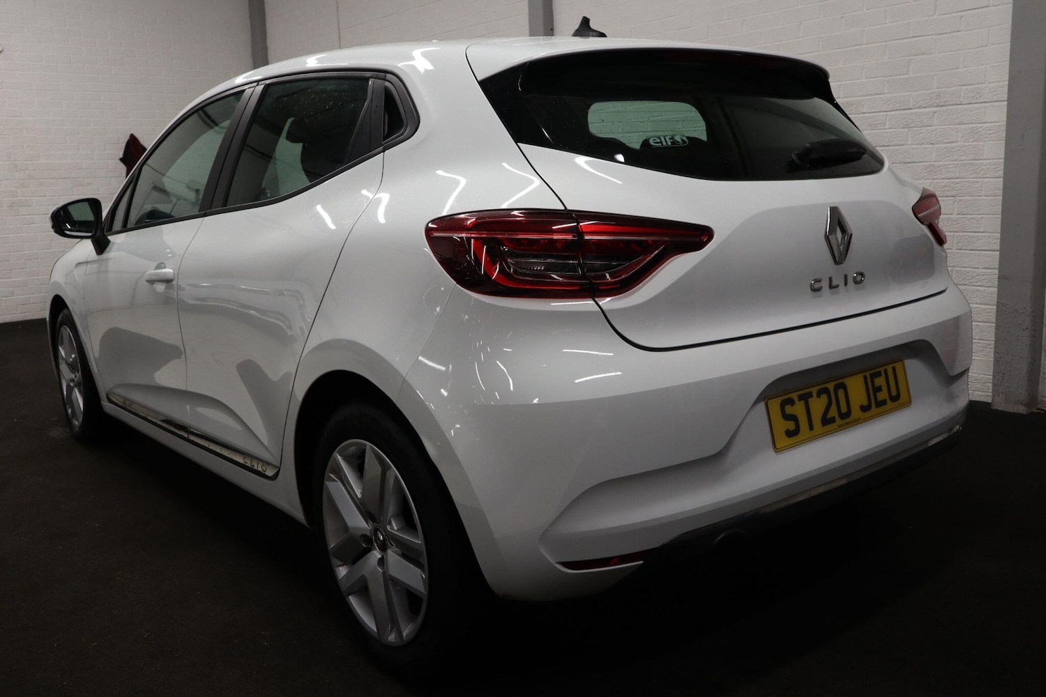 Used Renault Clio 2020 for sale - 76620331: Photo 4