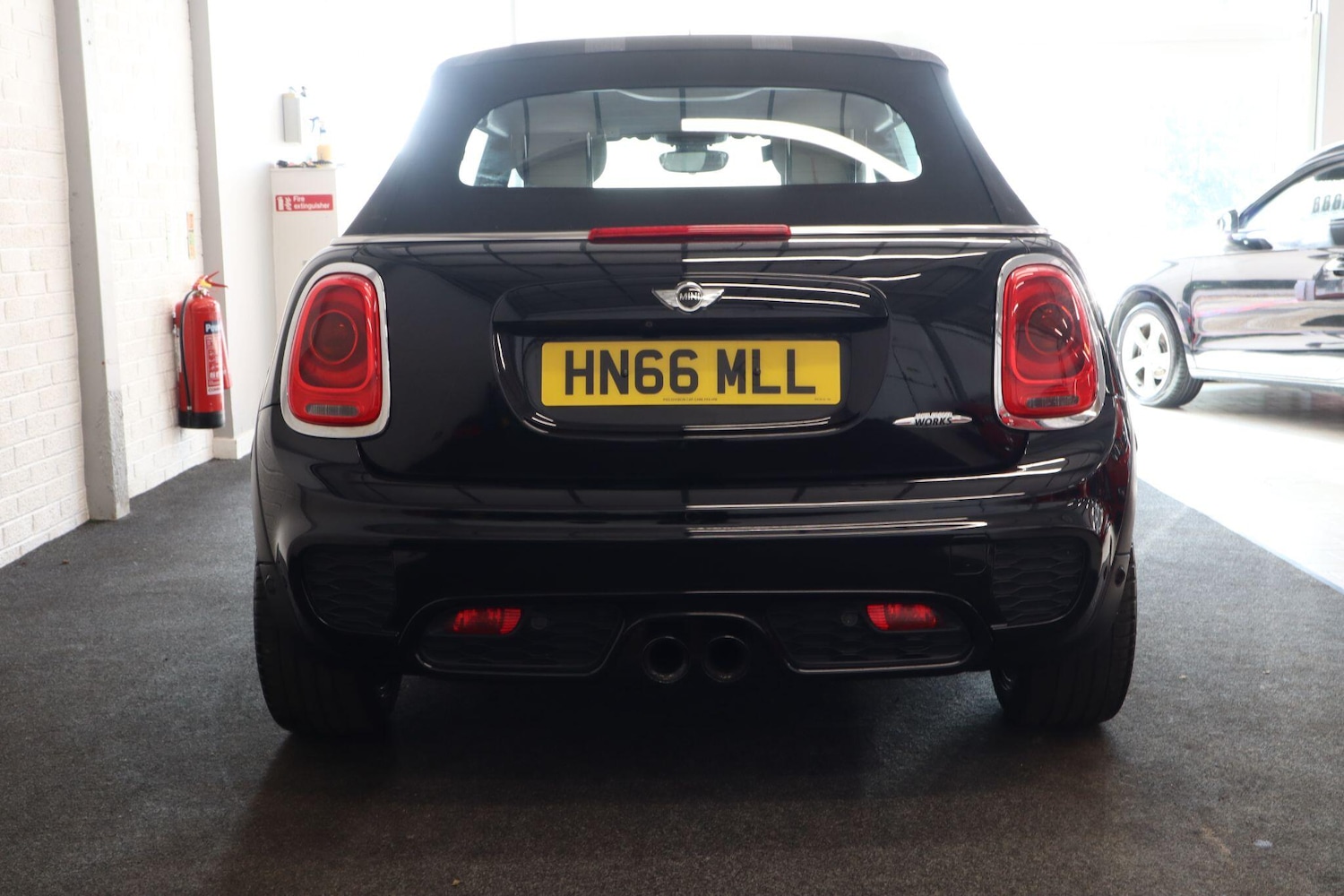 Used MINI Convertible 2016 for sale - 76988439: Photo 10