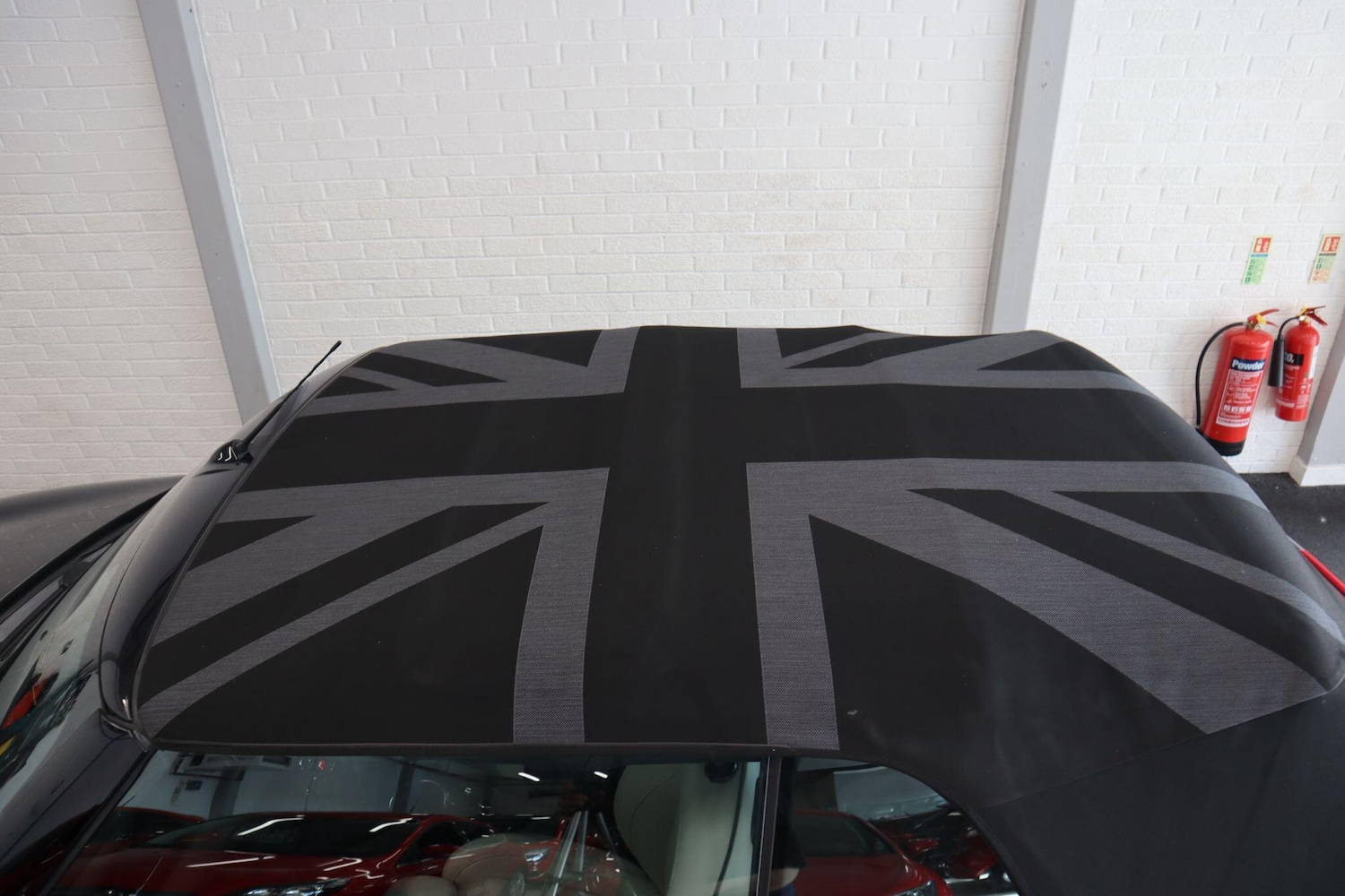 Used MINI Convertible 2016 for sale - 76988439: Photo 11