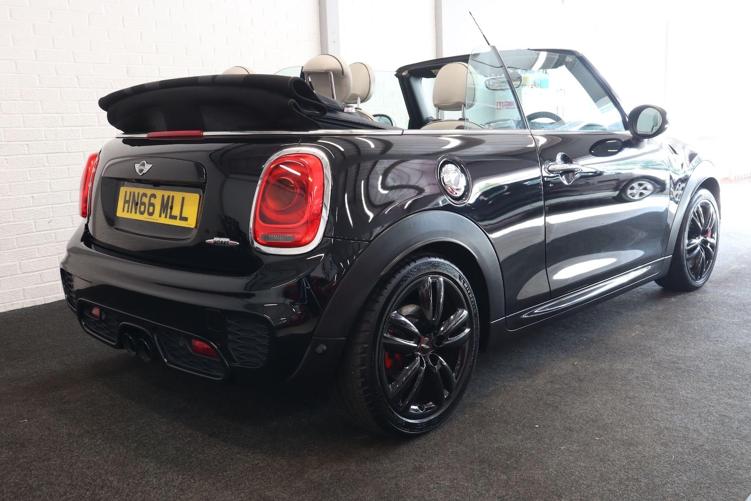 Used MINI Convertible 2016 for sale - 76988439: Photo 20