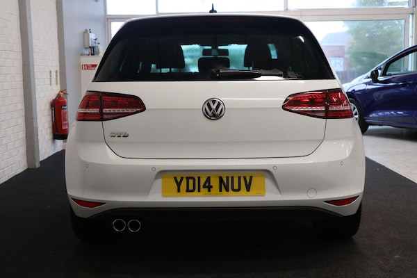 Used Volkswagen Golf 2014 for sale - 76200151: Photo 10