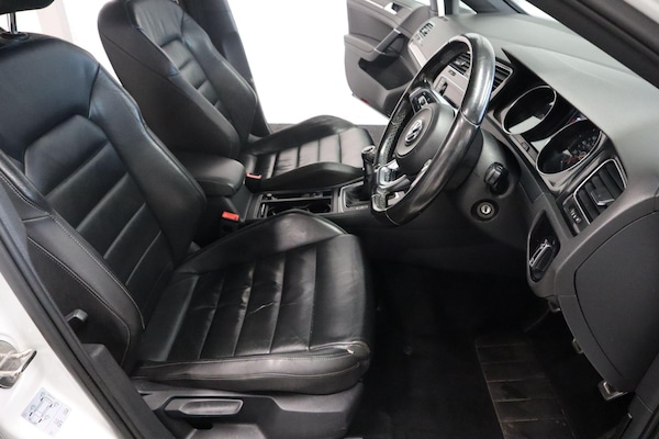 Used Volkswagen Golf 2014 for sale - 76200151: Photo 11