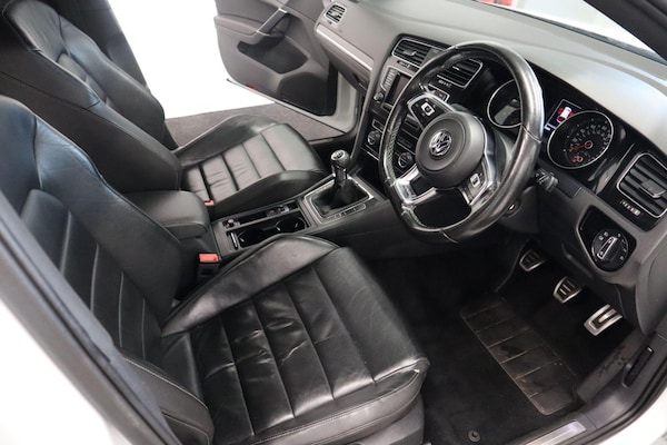 Used Volkswagen Golf 2014 for sale - 76200151: Photo 12