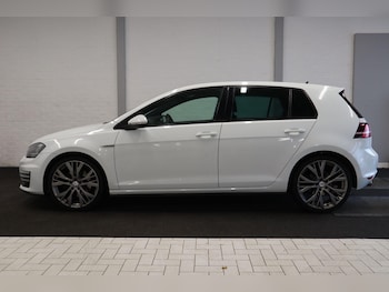 Used Volkswagen Golf 2014 for sale - 76200151: Photo 3