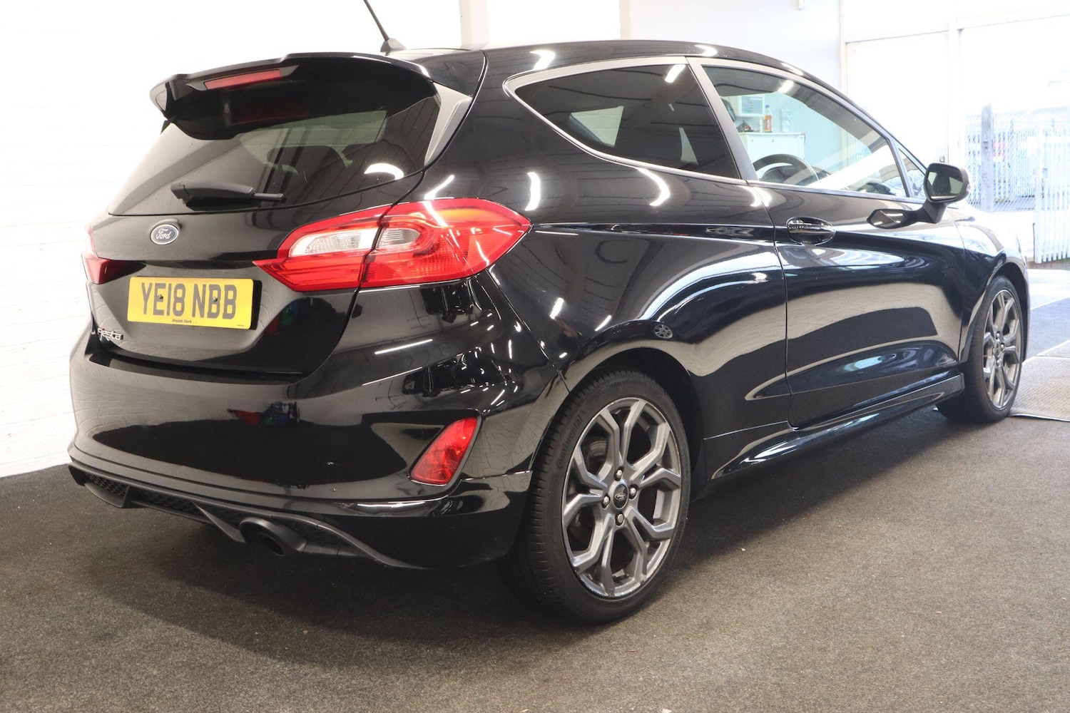 Used Ford Fiesta 2018 for sale - 77131172: Photo 9