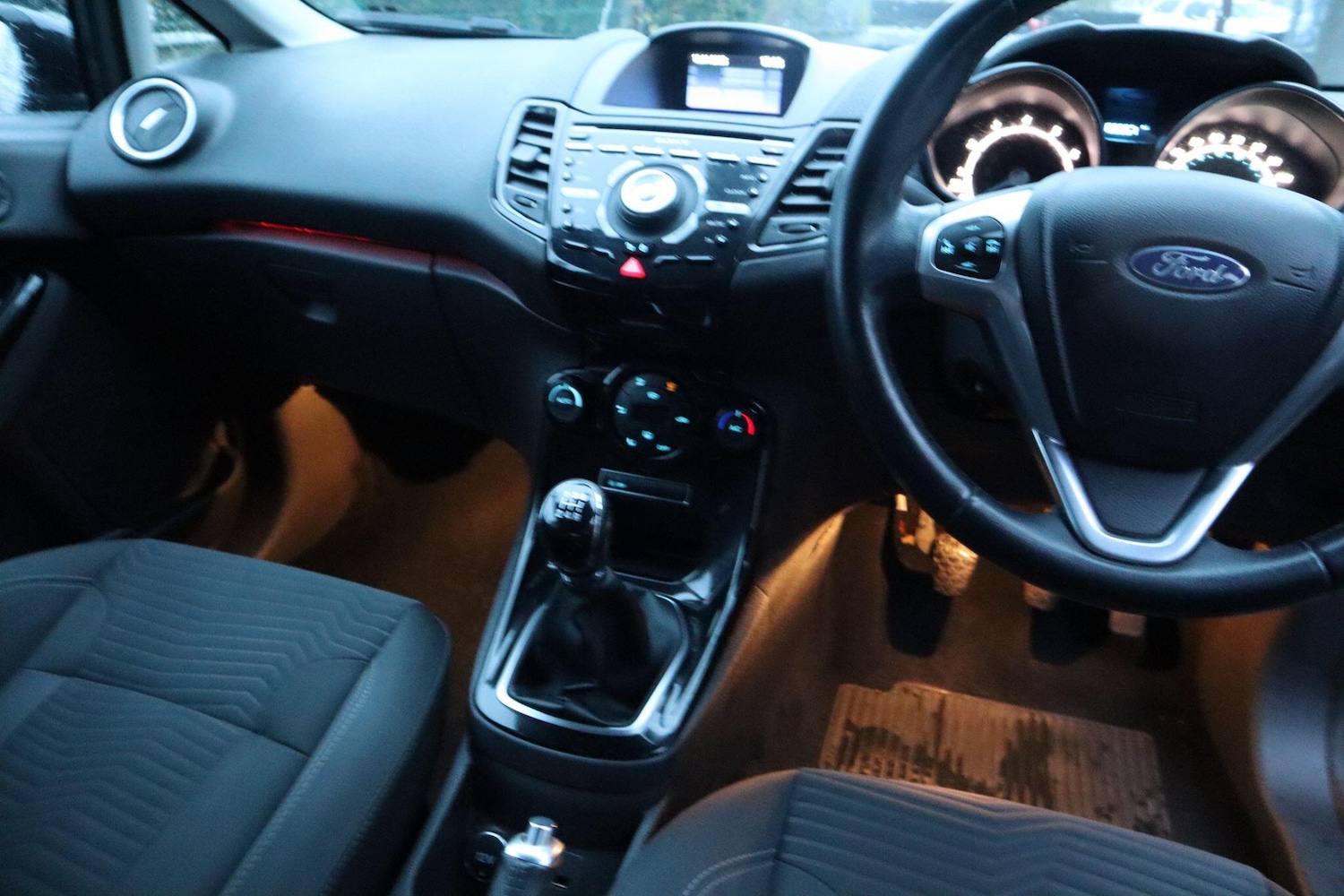 Used Ford Fiesta 2014 for sale - 76572635: Photo 11