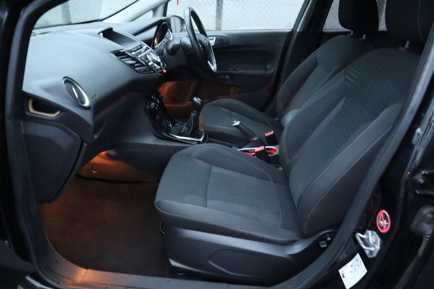 Used Ford Fiesta 2014 for sale - 76572635: Photo 16