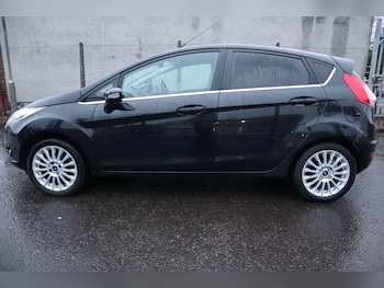 Used Ford Fiesta 2014 for sale - 76572635: Photo