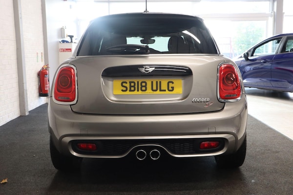Used MINI Hatch 2018 for sale - 76239298: Photo 10