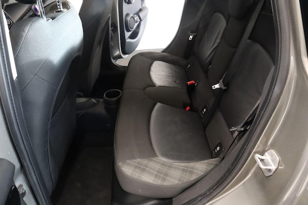 Used MINI Hatch 2018 for sale - 76239298: Photo 17