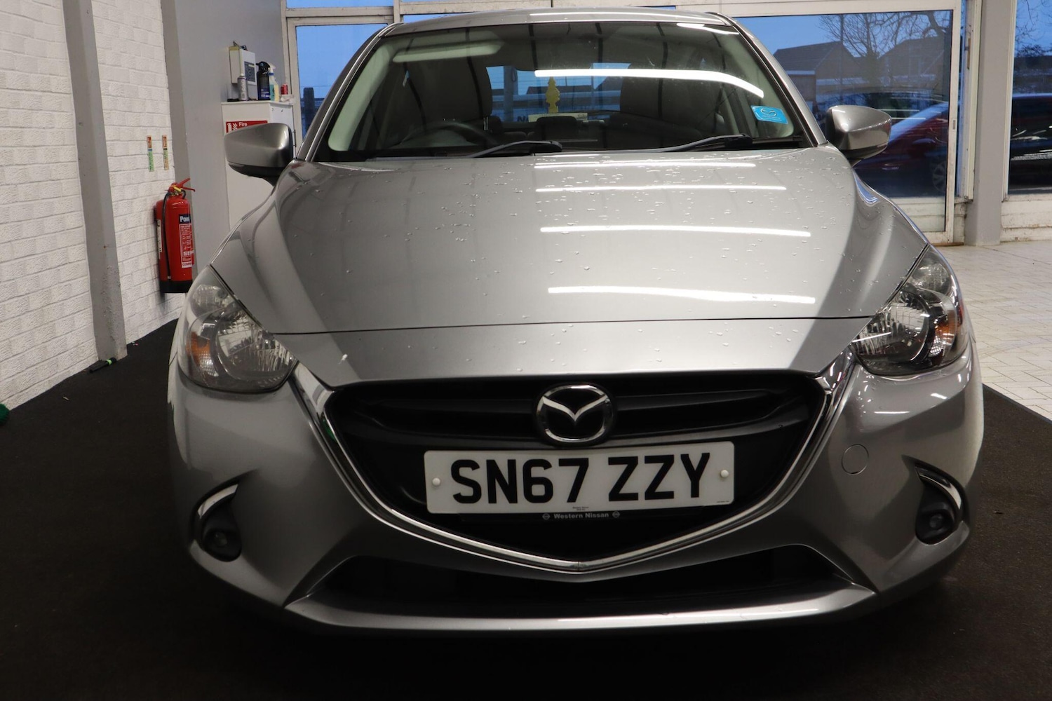 Used Mazda Mazda2 2017 for sale - 77387765: Photo 2
