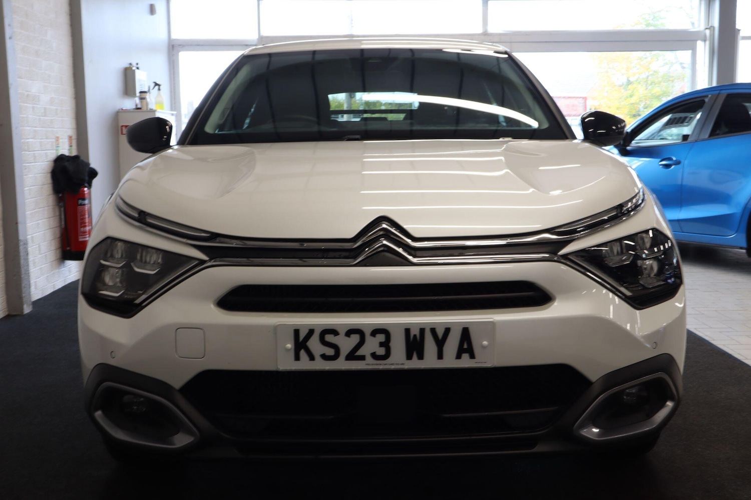 Used Citroen C4 2023 for sale - 76397985: Photo 2