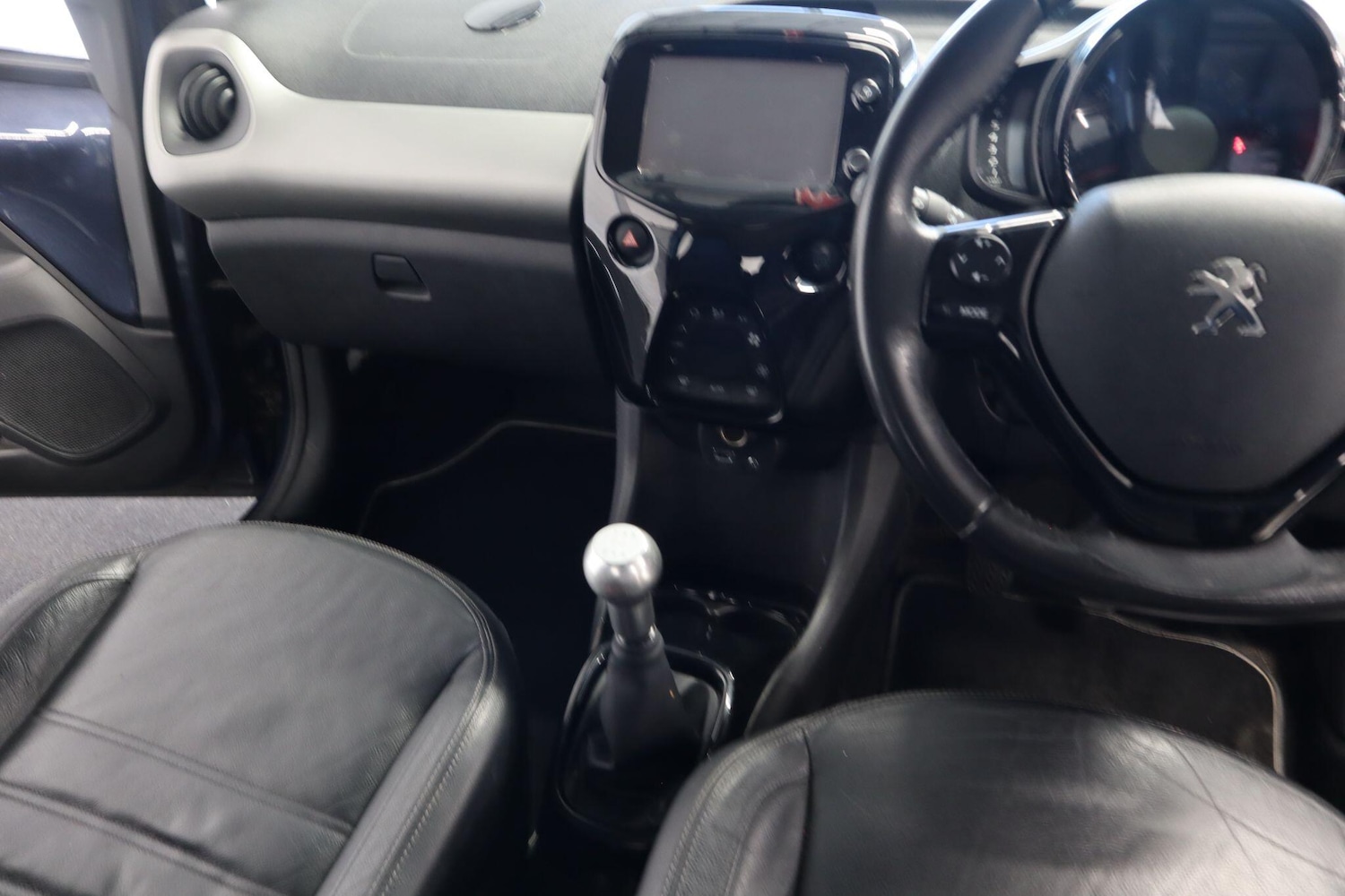 Used Peugeot 108 for sale - 77549935: Photo 13