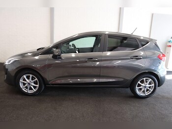 Used Ford Fiesta 2017 for sale - 75697224: Photo