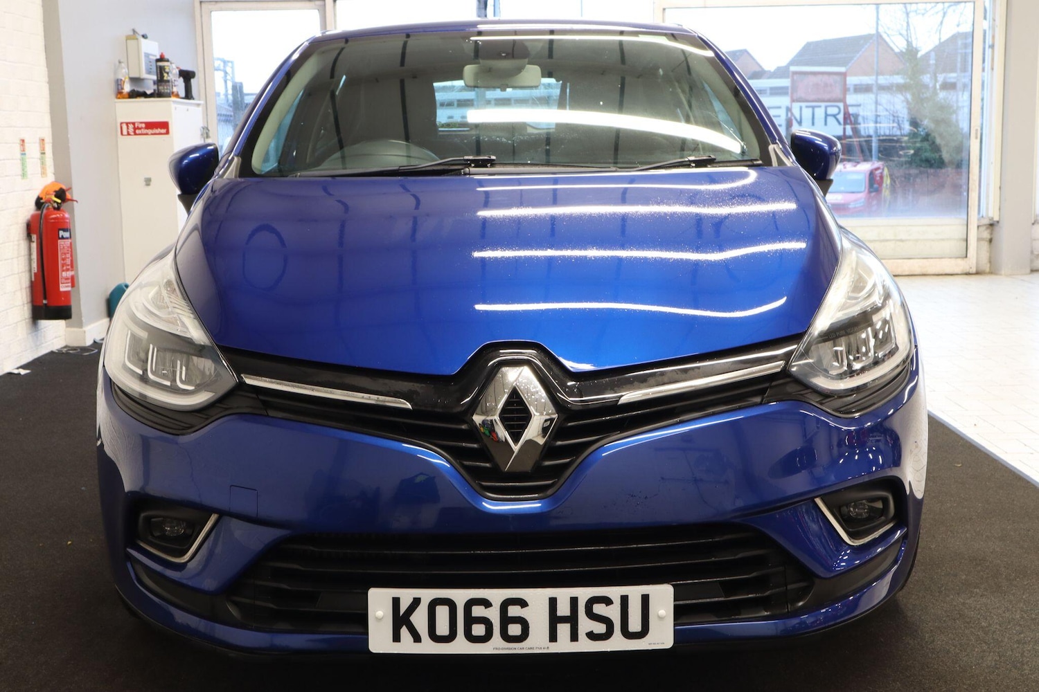 Used Renault Clio for sale - 77645932: Photo 2