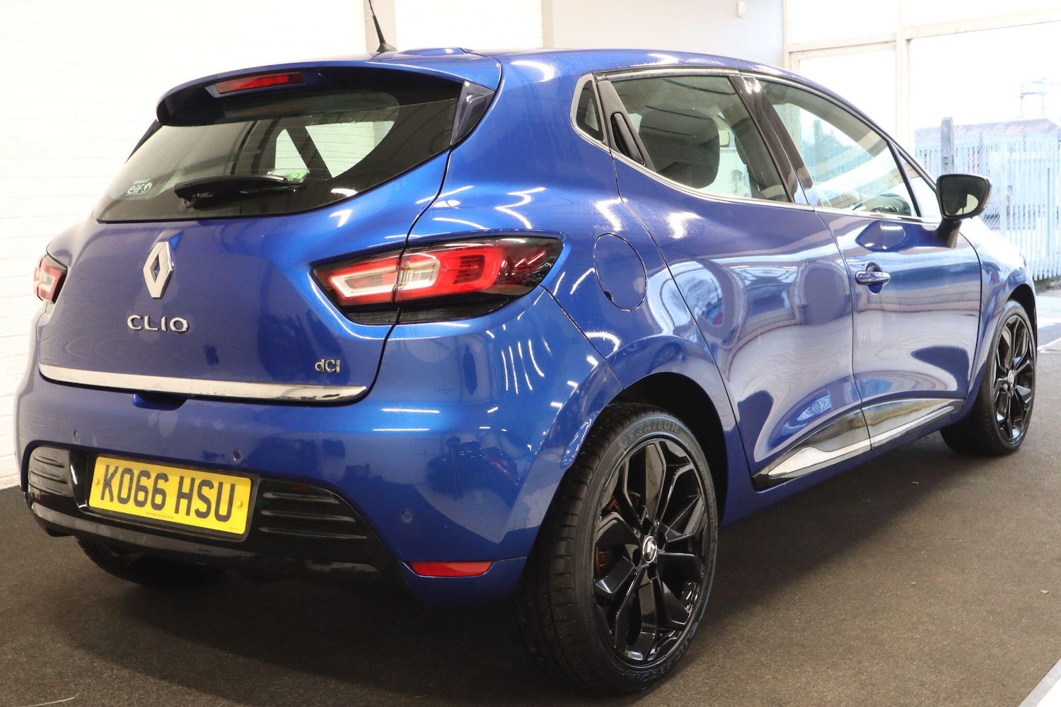 Used Renault Clio for sale - 77645932: Photo 9