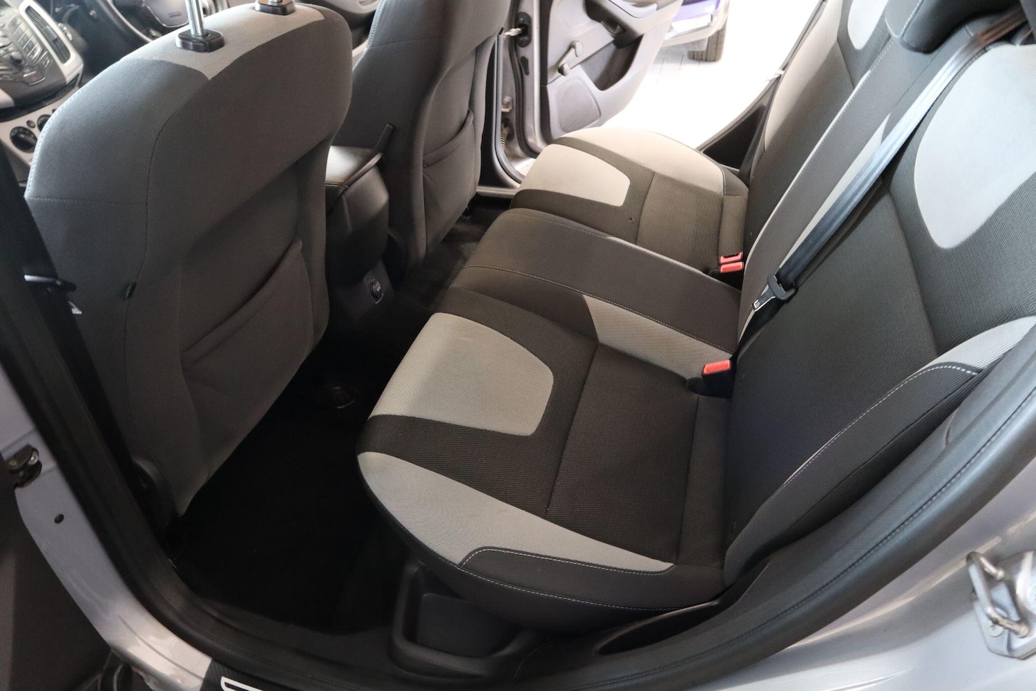 Used Ford Focus 2013 for sale - 78086355: Photo 17