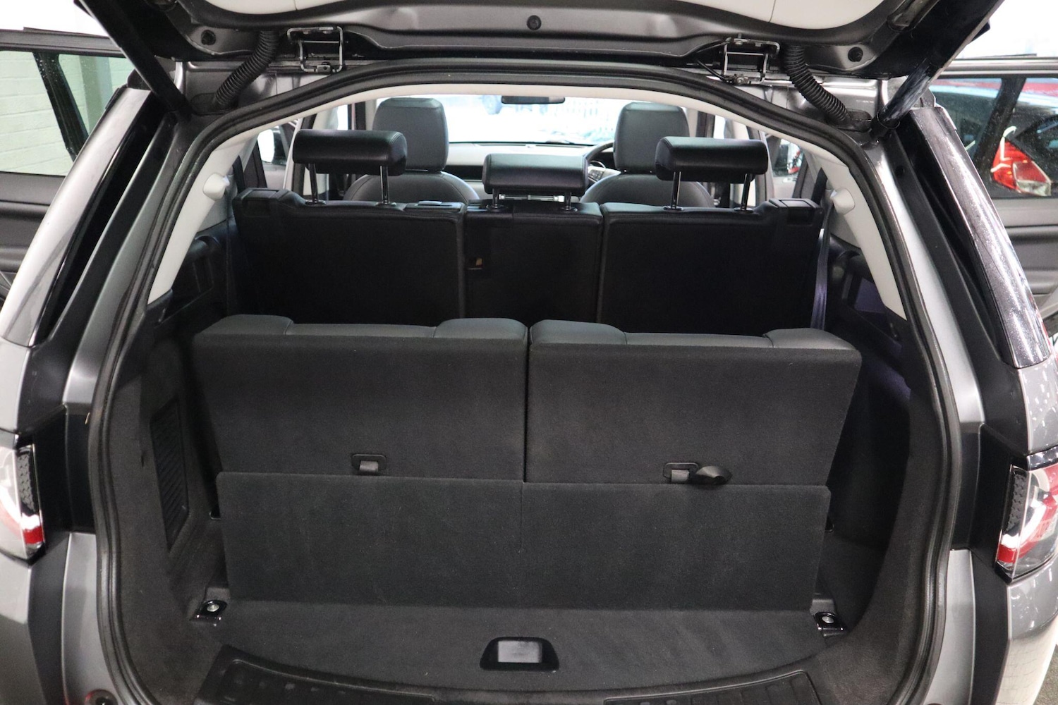 Used Land Rover Discovery Sport 2016 for sale - 77016919: Photo 16