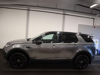 Used Land Rover Discovery Sport 2016 for sale - 77016919: Photo